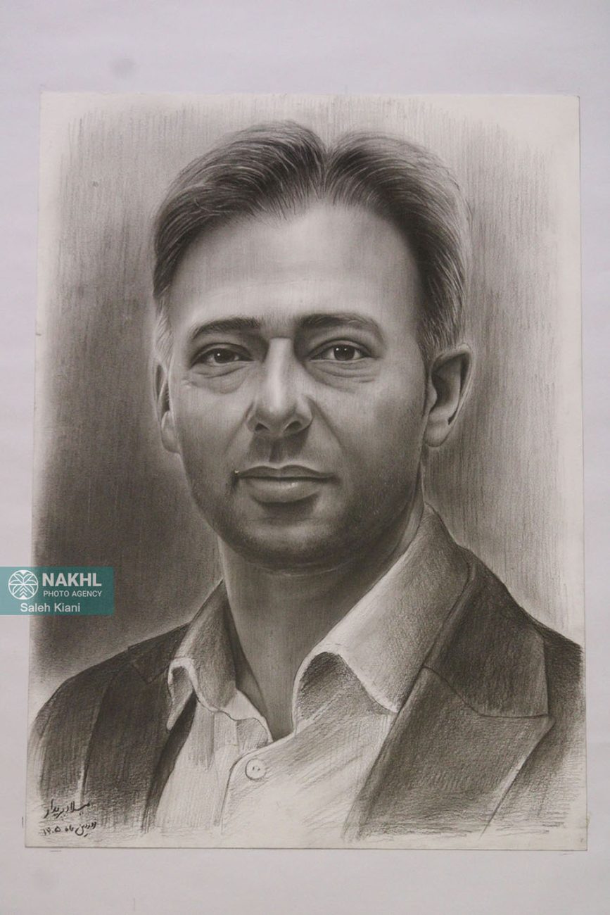 لارستان، به تماشای مستند «مسعود» نشست